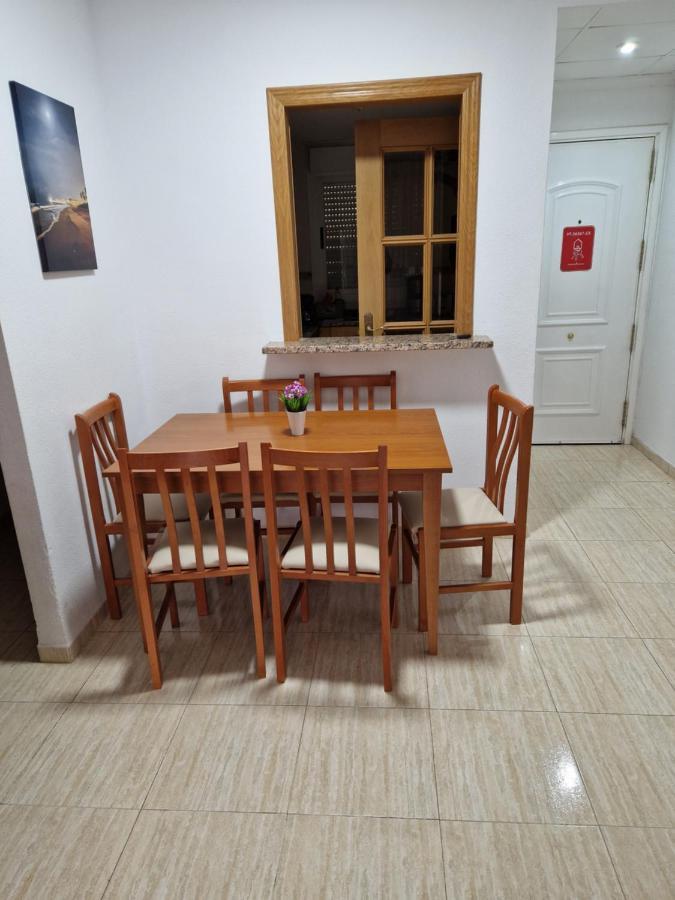 Schoene Ferienwohnung Ca. 350M Vom Strand Entfernt Oropesa del Mar Exteriör bild