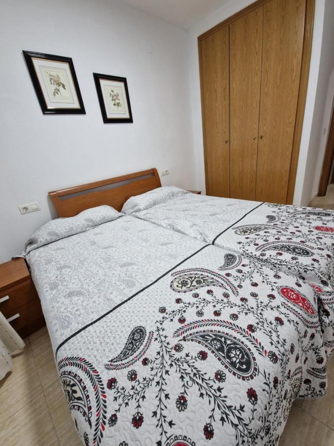 Schoene Ferienwohnung Ca. 350M Vom Strand Entfernt Oropesa del Mar Exteriör bild